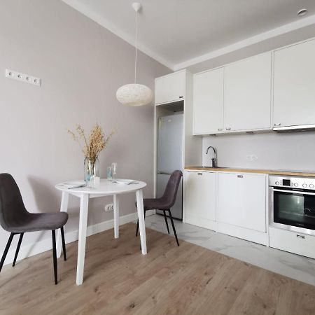 Tolstoi Scandinavian 1 Bedroom Apartment + Free Parking ตาร์ตู ภายนอก รูปภาพ
