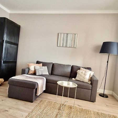Tolstoi Scandinavian 1 Bedroom Apartment + Free Parking ตาร์ตู ภายนอก รูปภาพ