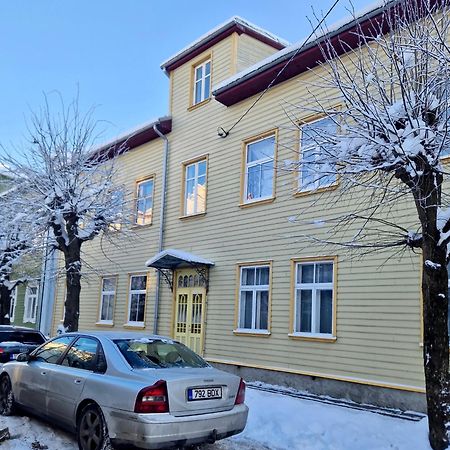 Tolstoi Scandinavian 1 Bedroom Apartment + Free Parking ตาร์ตู ภายนอก รูปภาพ