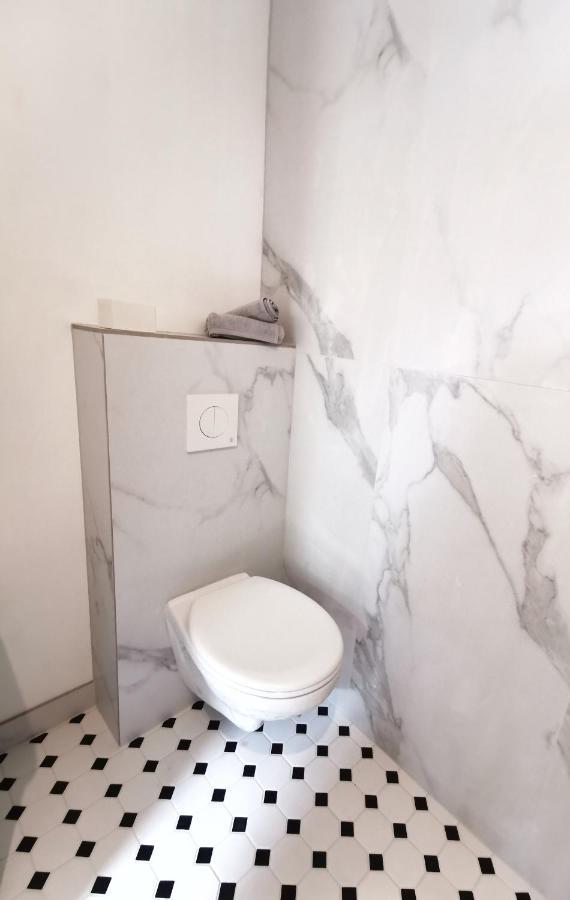 Tolstoi Scandinavian 1 Bedroom Apartment + Free Parking ตาร์ตู ภายนอก รูปภาพ